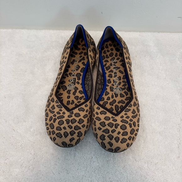 Rothy’s The Flat Round Toe Shoes in Retired Cheetah Print size 7/5 - Picture 1 of 9
